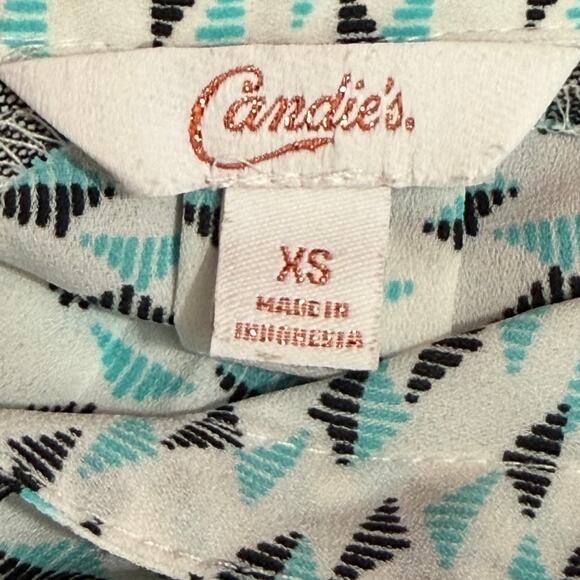 Candie’s XS Geometric Button Blouse Lace Shoulder Long Roll Tab Sleeve Top - Picture 2 of 13